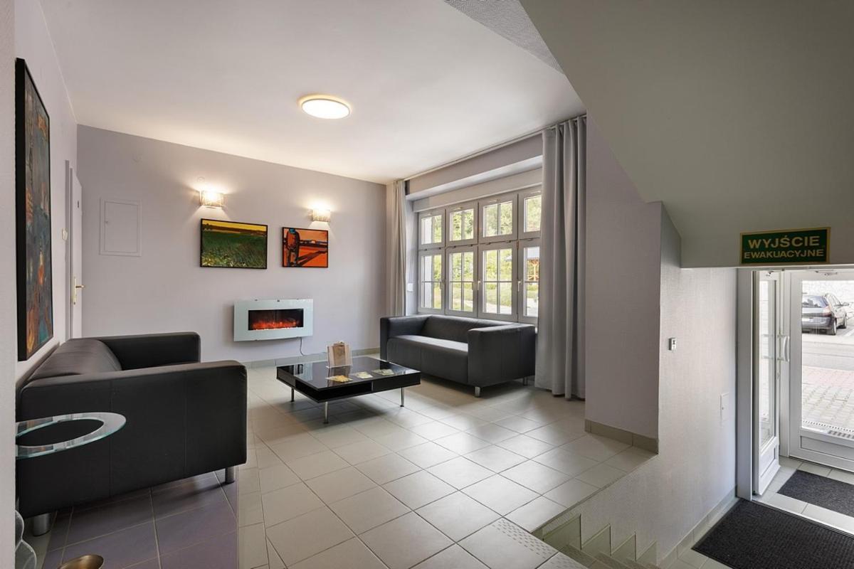 Hotel Familijny Osrodek Wypoczynkowo - Rehabilitacyjny Krynica-Zdrój Esterno foto