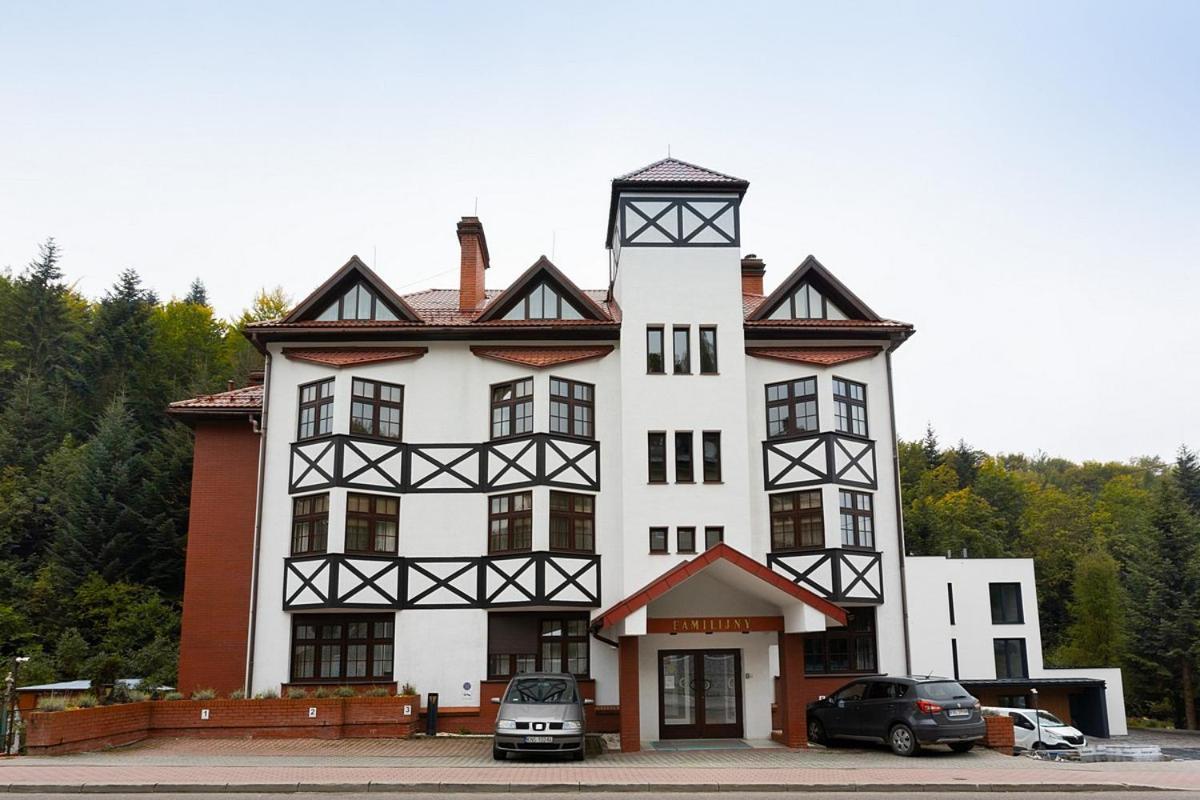 Hotel Familijny Osrodek Wypoczynkowo - Rehabilitacyjny Krynica-Zdrój Esterno foto