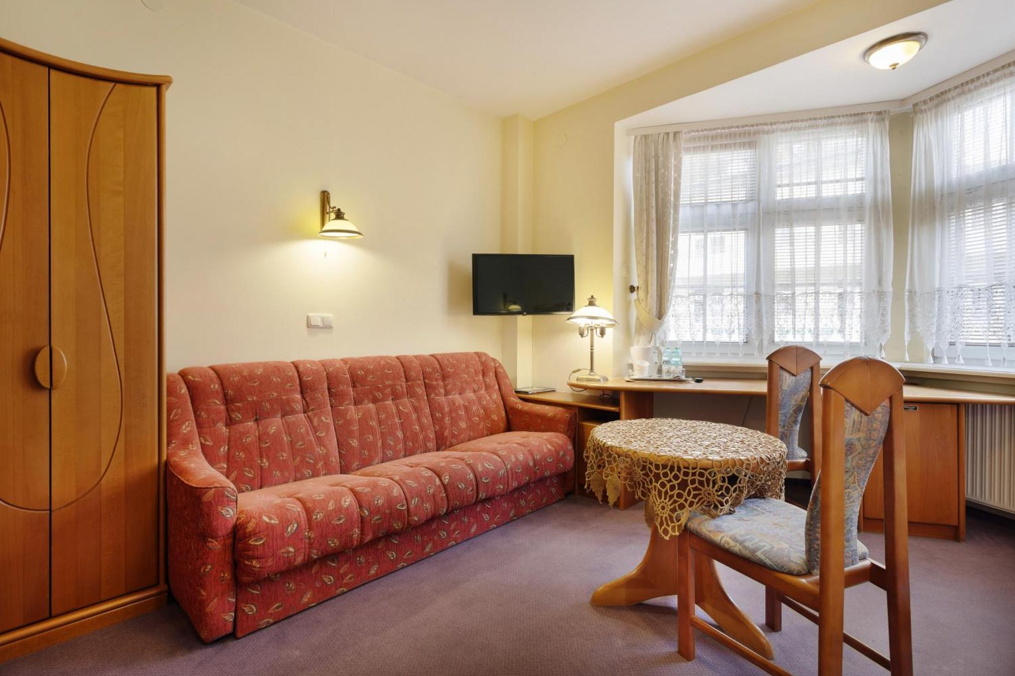 Hotel Familijny Osrodek Wypoczynkowo - Rehabilitacyjny Krynica-Zdrój Esterno foto