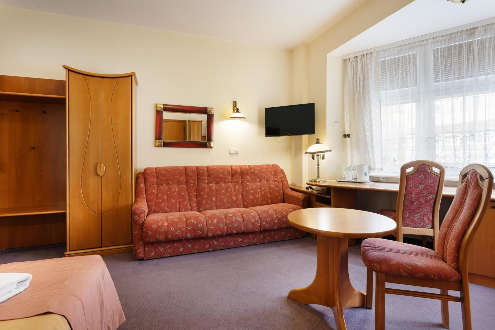 Hotel Familijny Osrodek Wypoczynkowo - Rehabilitacyjny Krynica-Zdrój Esterno foto