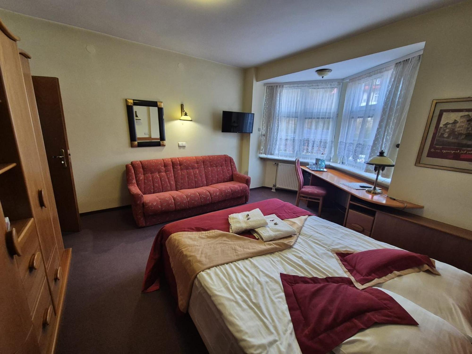 Hotel Familijny Osrodek Wypoczynkowo - Rehabilitacyjny Krynica-Zdrój Esterno foto