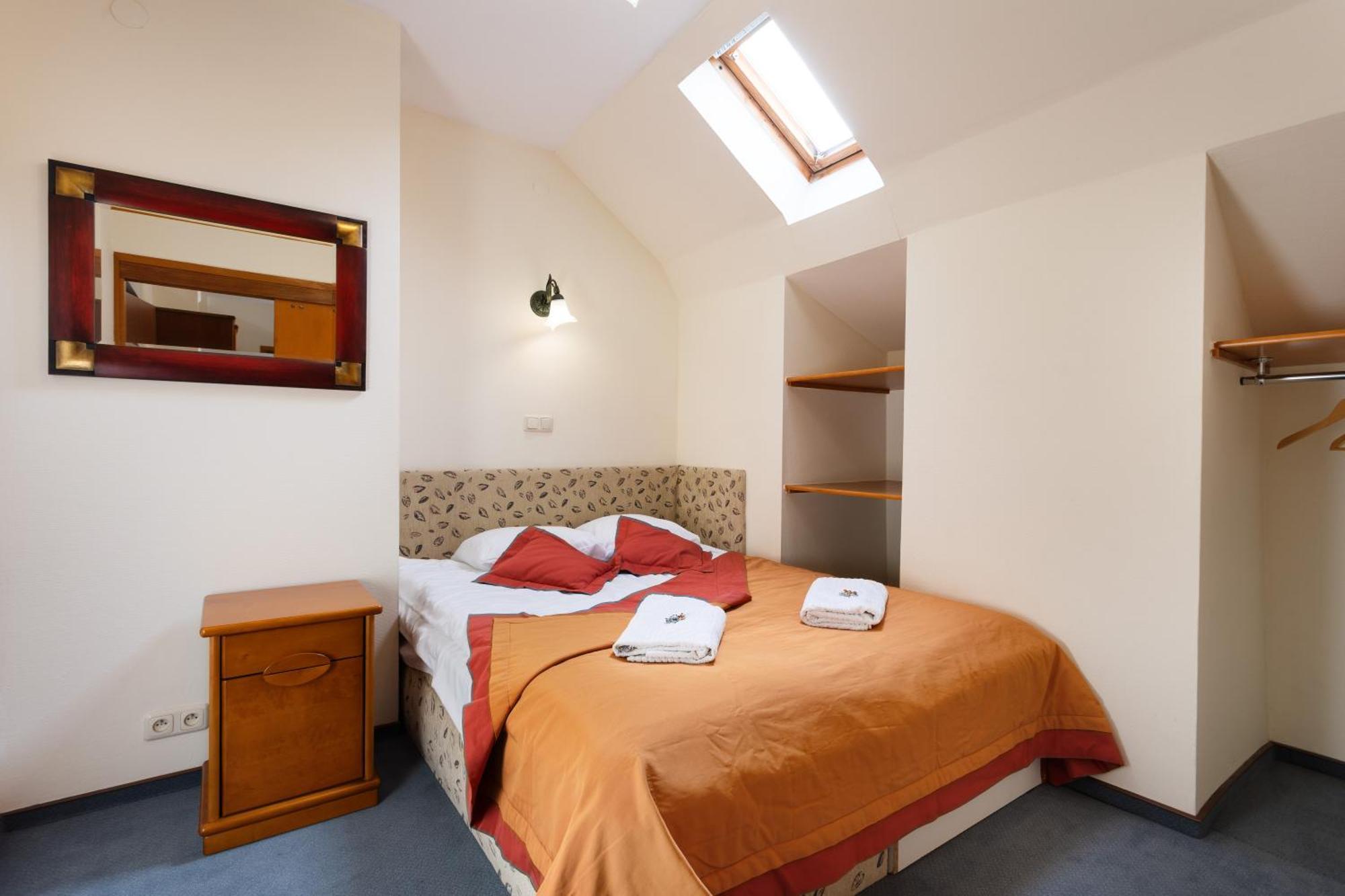 Hotel Familijny Osrodek Wypoczynkowo - Rehabilitacyjny Krynica-Zdrój Esterno foto