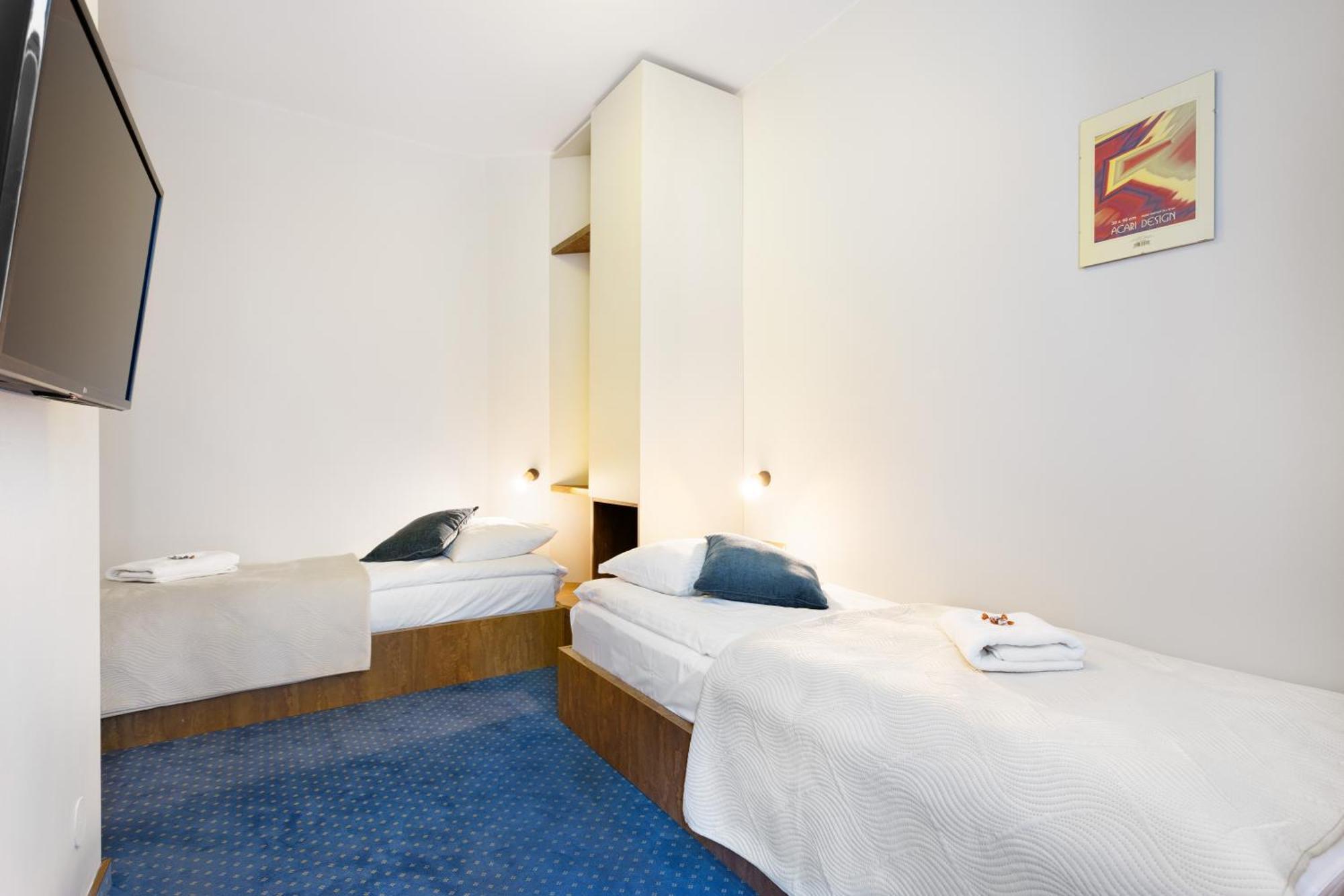 Hotel Familijny Osrodek Wypoczynkowo - Rehabilitacyjny Krynica-Zdrój Esterno foto