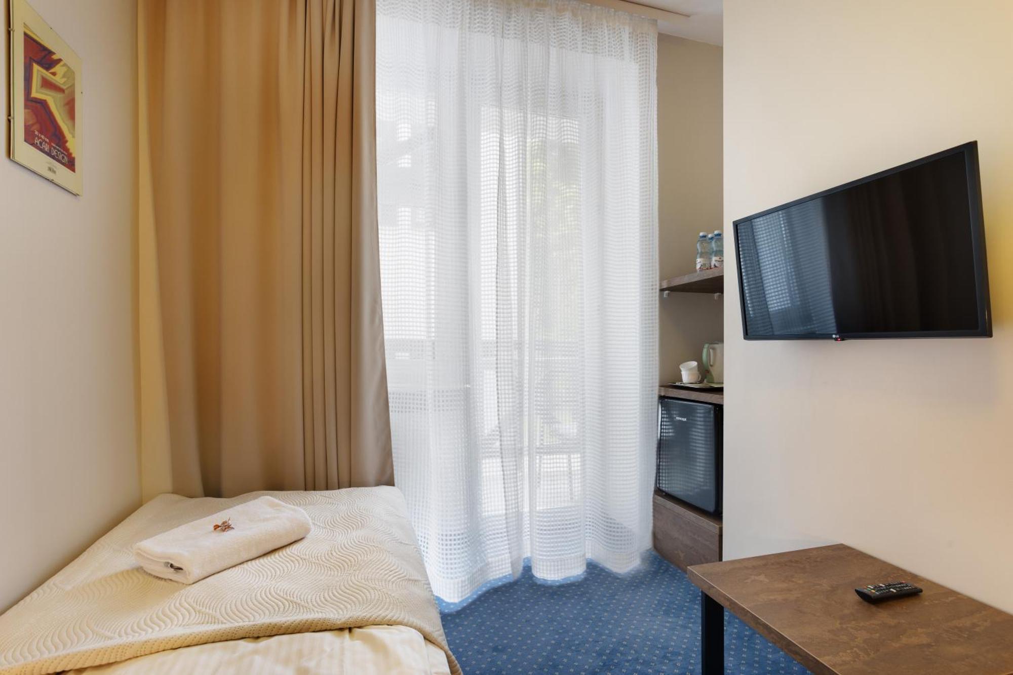 Hotel Familijny Osrodek Wypoczynkowo - Rehabilitacyjny Krynica-Zdrój Esterno foto