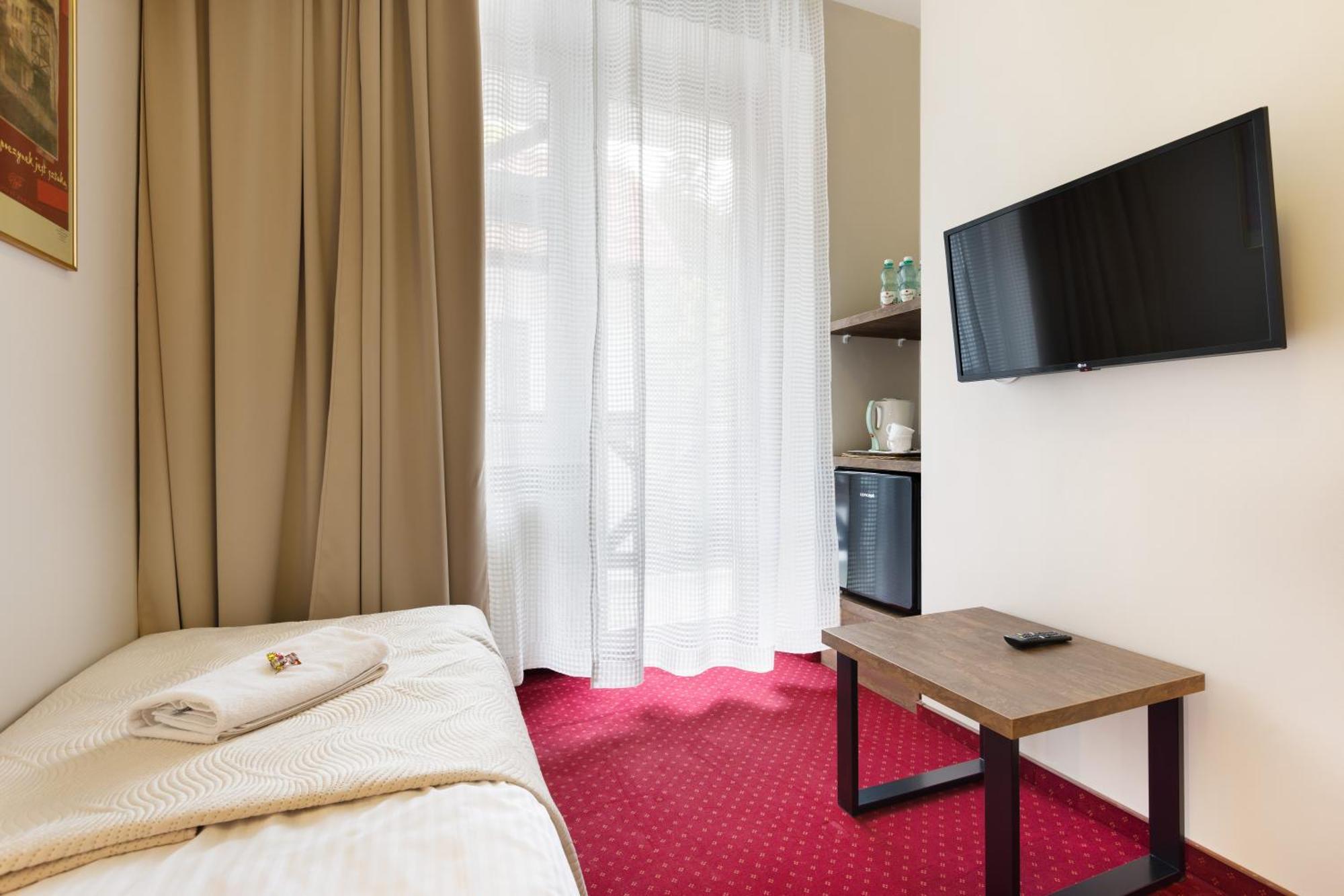 Hotel Familijny Osrodek Wypoczynkowo - Rehabilitacyjny Krynica-Zdrój Esterno foto